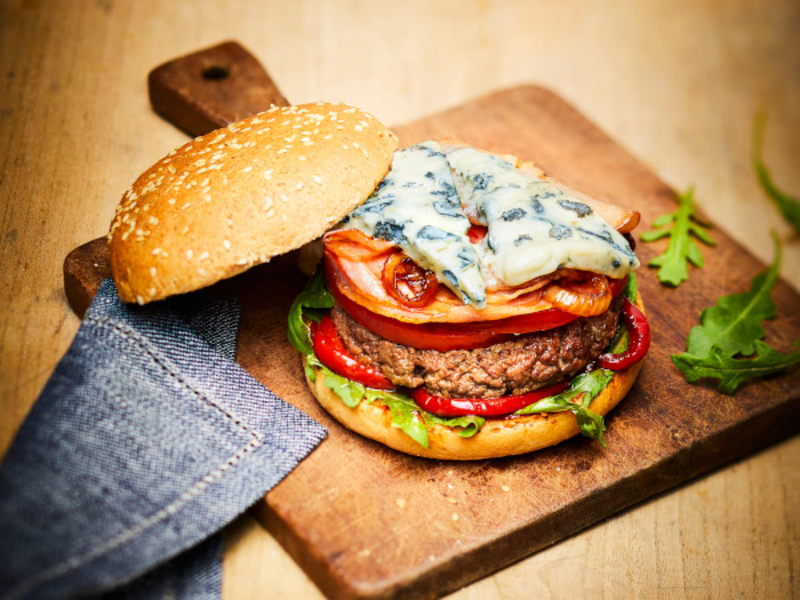 Hamburger au fromage bleu