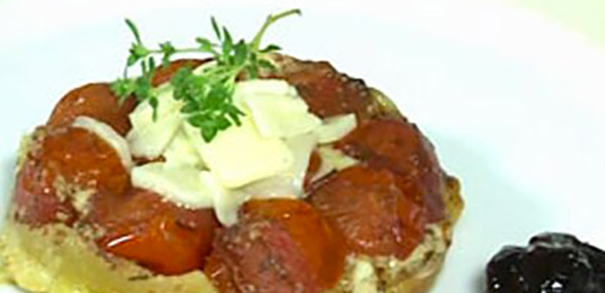 Tarte tatin de tomates cerise au fromage de brebis