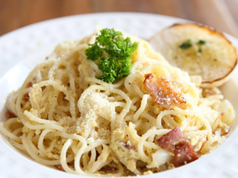 Spaghetti carbonara au Parmigiano Reggiano