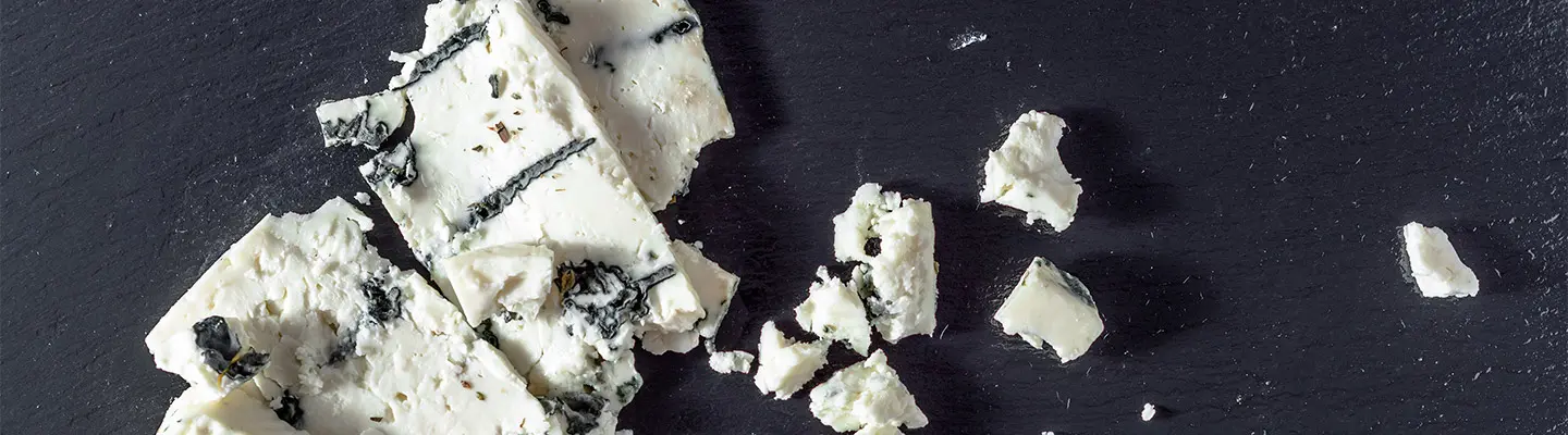Pourquoi les fromages bleus sont-ils bleus ?