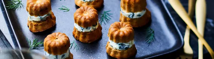 Mini cannelés au fromage bleu