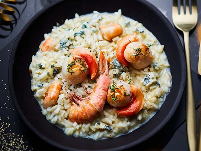 Risotto aux Saint-Jacques et gambas au fromage bleu