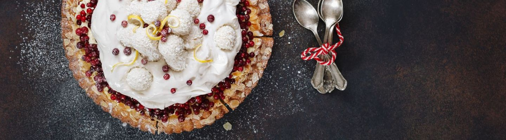 Gâteau aux groseilles et fromage pour Noël