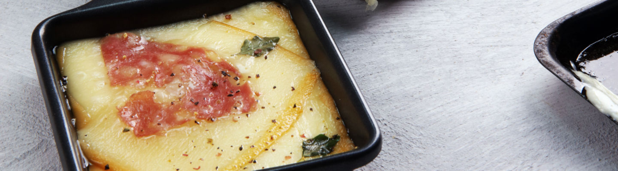 Raclette au chorizo et saumon fumé