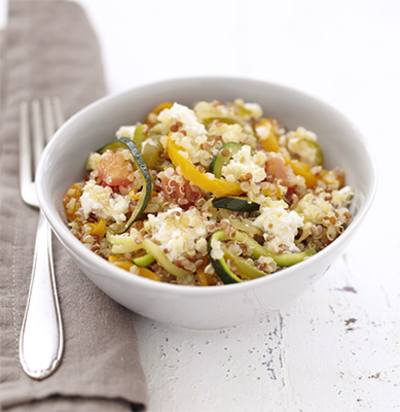 Salade de quinoa aux légumes et fromage frais