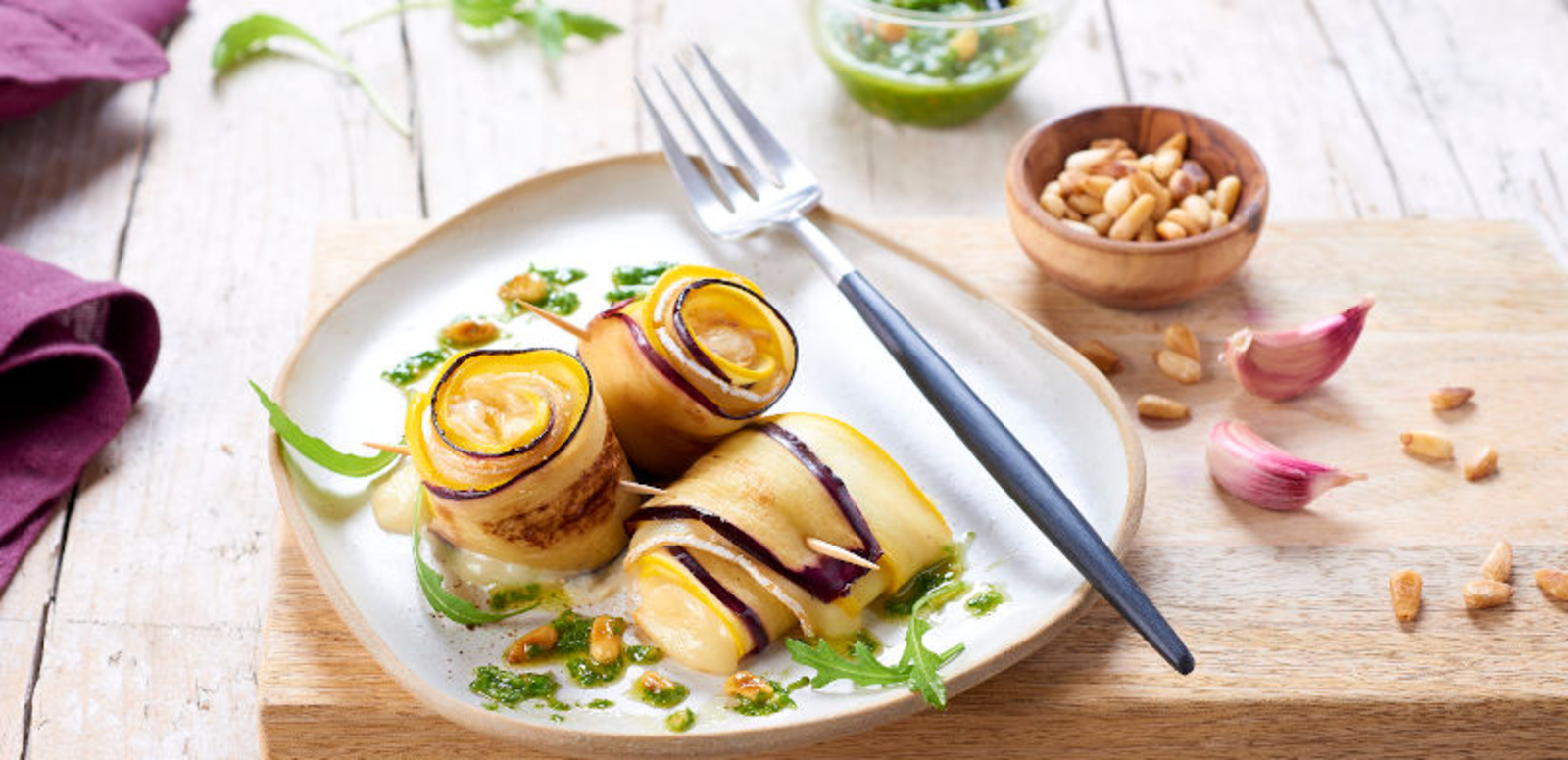 Petits roulés d'aubergine au fromage