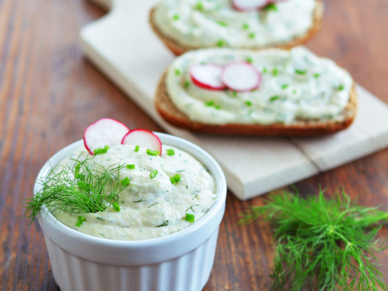 Sauce au fromage frais, miel et citron