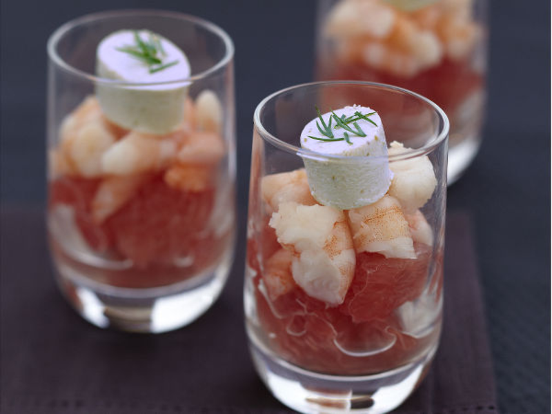 Verrine de crevettes, pamplemousse et fromage frais