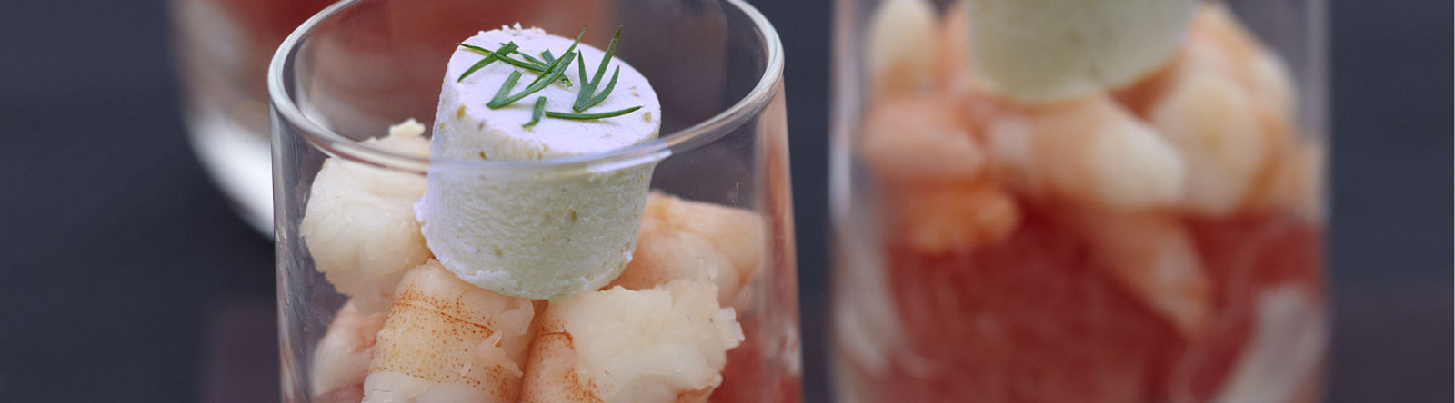 Verrine de crevettes, pamplemousse et fromage frais